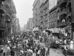 Keren! Deretan Foto Hitam Putih New York Dijadikan Berwarna