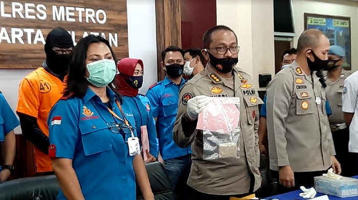 Dwi Sasono
