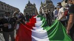 Indahnya Warna-warni di Langit Italia