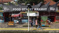 Melihat posisi penjual nasi Kapau di sini seolah saling menempel, tapi uniknya setiap kios seperti sudah punya pengunjung setianya masing-masing.