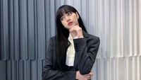Hal ini pun membuat banyak netizen dan fans Lisa geram. Dok. Instagram/lalalalisa_m