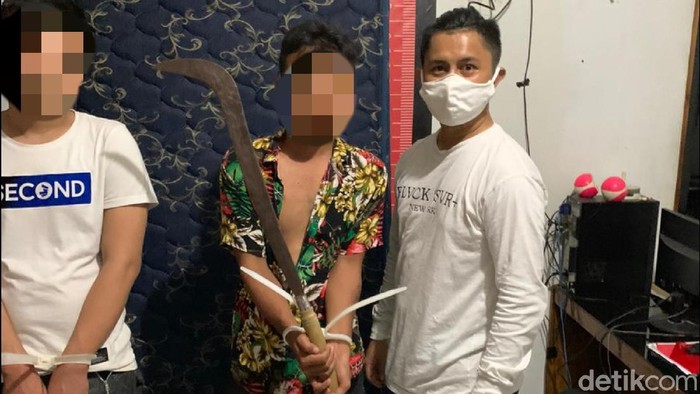 pemotor sukabumi bacok warga