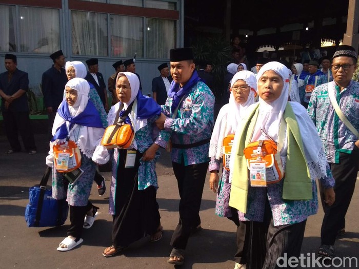 Ilustrasi. Pemberangkatan calon jemaah haji Kudus.