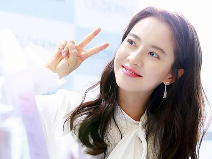 Song Ji Hyo