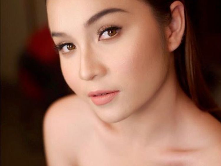 Terbius Kecantikan Elina Joerg