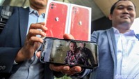 Pencarian Nurhadi juga dilakukan oleh Masyarakat Anti Korupsi Indonesia (MAKI). Mereka menggelar sayembara mencari Nurhadi beberapa waktu lalu. Ari Saputra/detikcom.