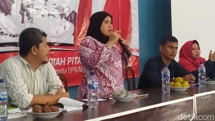 anggota dpr ri diah pitaloka di cianjur