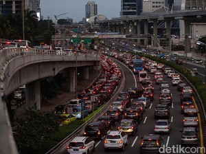Simak! Catatan Anggota DPRD DKI Bila Anies Setop PSBB 4 Juni