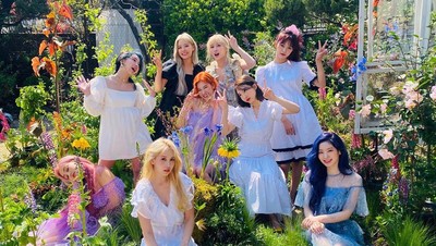 Pesona Keanggunan TWICE di Video Klip More & More, Bak Peri Hingga Bidadari