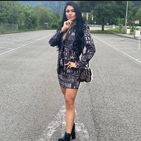 Model asal Brasil ini terobsesi operasi plastik dan percaya bahwa prosedur serta perubahan penampilannya membuat dirinya berhasil untuk kehidupan cintanya. Nathy pun menjelaskan bahwa operasi plastik yang dilakukannya juga membuat dirinya ingin semakin memperbaiki tubuhnya. (Foto: Instagram)