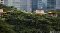 Proyek dengan nilai kontrak Rp 21,77 triliun ini terus dikerjakan menyesuaikan target penyelesaian 30 Juni 2021.