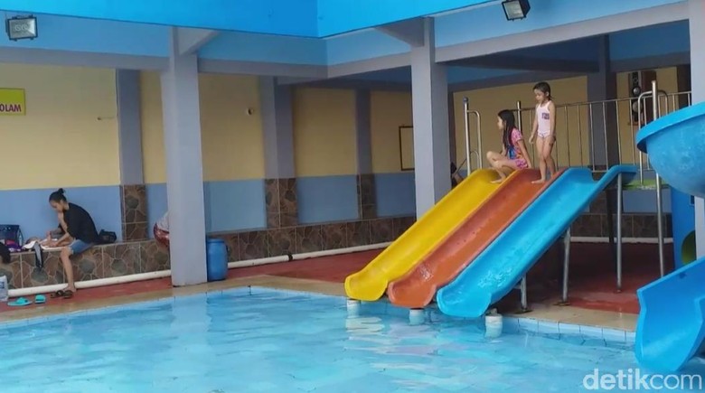 Kolam renang di Cipanas Garut buka Kolam renang di Cipanas Garut buka