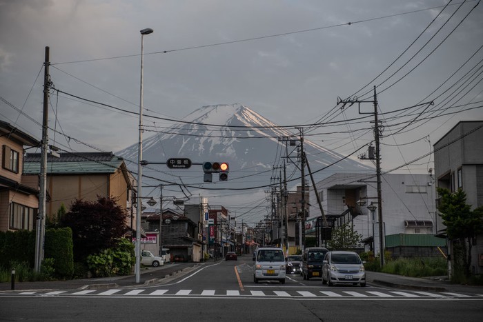 GOTEMBA, JAPAN - MAY 28: A car park at Mizugatsuka Park, a popular visitor spot for views of Mount Fuji, is completely empty after being closed to discourage visitors to the area on May 28, 2020 in Gotemba, Japan. Local authorities have announced that Mount Fuji, one of Japans most popular tourist destinations, will be closed to hikers during this years summer climbing season to prevent the spread of Covid-19 coronavirus. To date, Japan has recorded 16,651 infections, 858 deaths and 13,973 recoveries from the virus. (Photo by Carl Court/Getty Images)