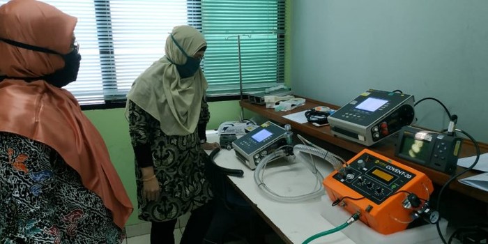 Ventilator Buatan UI Ini Mulai Disumbangkan ke Rumah Sakit Rujukan COVID-19 PT Ceria Nugraha Indotama (Cerindo), perusahaan tambang nikel pemegang Izin Usaha Pertambangan dan Operasi Produksi di Kabupaten Kolaka, Sulawesi Tenggara, turut menjadi bagian dari gerakan nasional untuk mengatasi pandemi coronavirus (Covid-19).