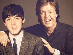 Keren! Jagoan Photoshop Gabungkan Foto Artis dan Masa Mudanya