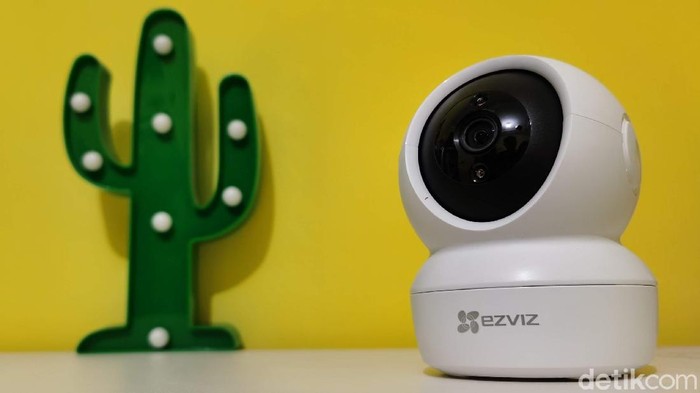 Review Ezviz C6N