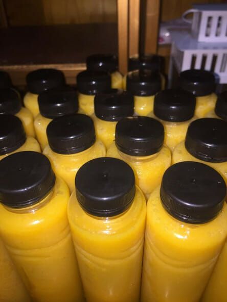 Bocah jualan jus mangga demi beli PS