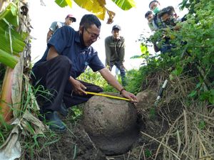 Petani di Mojokerto Temukan Stupa Candi Budha Warisan Penguasa Era Majapahit