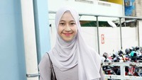 Adiba kini ramai dijodohkan dengan Syakir Daulay usai keduanya berduet dalam lagu Bidadari Surga. Pool/Noel/detikFoto.