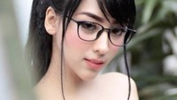 Bagaimana, mau olahraga bareng Angela Lorenza guys? Dok. Instagram/elizabethangelalorenza