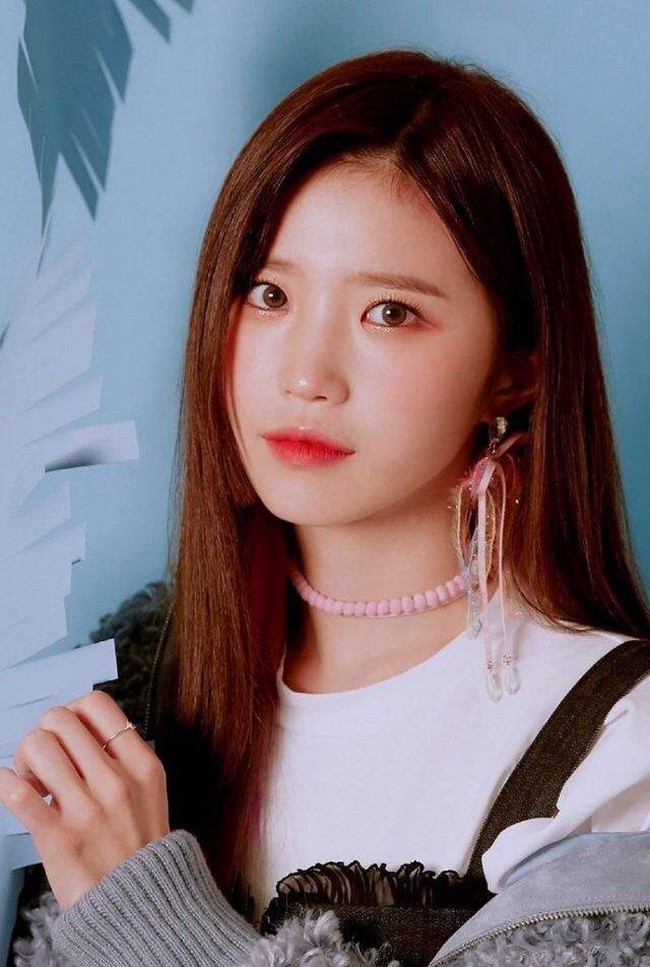 Posisi 6 ditempati Song Hayoung, personel grup idol Fromis_9. Ia mendapatkan 2.146 suara. Foto: Istimewa