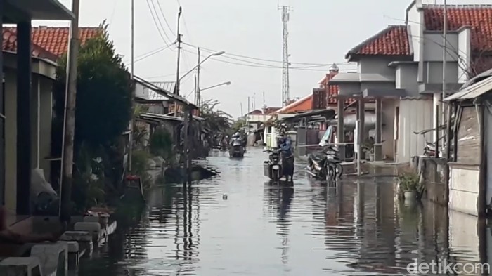 6 Daerah di Jateng Terendam Banjir Rob, Terparah di Demak