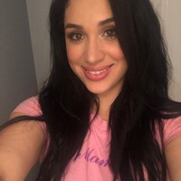 Pernah aku kembali dari pemotretan di LA dan pekerja bandara sangat senang karena dia berpikir aku Meghan Markle tapi ketika dia melihat pasporku dia jadi malu tapi aku hanya menganggapnya lucu, Foto: Instagram @christineprimrose