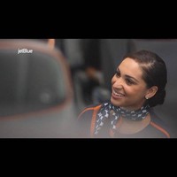 Setelah melihat respon yang positif atas kemiripannya dengan Meghan Markle, saat kembali ke AS, Christine bergabung dengan sebuah agensi khusus orang-orang yang mirip sosok terkenal. Christine pun pernah diterbangkan ke LA untuk sebuah pemotretan hingga diminta untuk membuat video oleh para fans. Foto: Instagram @christineprimrose