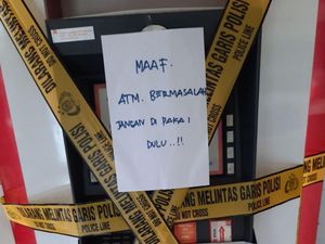 Coba Tipu Kapolsek Cileungsi, Pembobol Modus Ganjal ATM Dibekuk!