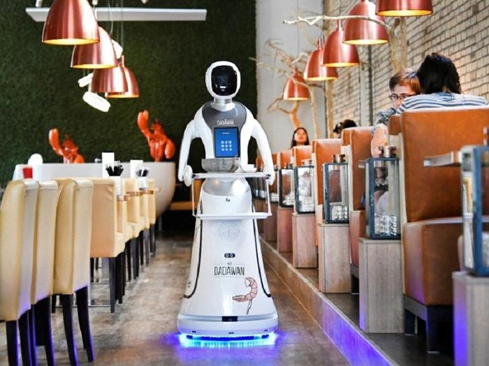 Restoran pekerjakan robot di Maastricht, Belanda.