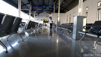 Tidak Ada Perjalanan Jarak Jauh, Stasiun Kiaracondong Sepi