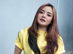 Usia Semakin Matang, Gita Sinaga Akui Sudah Tak Punya Target Nikah