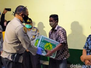 Pria yang Renang di Kawah Ijen Evakuasi Jenazah Temannya Dapat Penghargaan