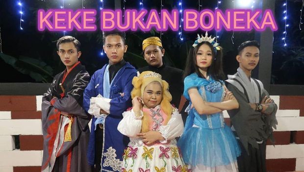Kekeyi di video Keke Bukan Boneka