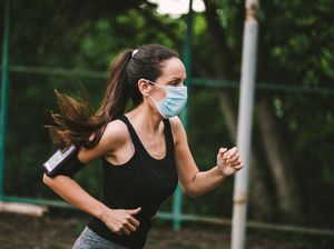 Outdoor Sudah Boleh Lho, Tapi Amankah Olahraga Sehabis Vaksin COVID-19?