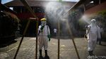 Penyemprotan Disinfektan di SDN 01 Tangerang