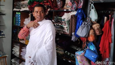 Pernak Pernik Haji dan Umrah Semakin Sepi Pembeli