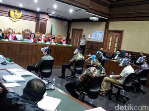 6 Terdakwa Jiwasraya Didakwa Rugikan Negara Rp 16 T, Pengacara Ajukan Eksepsi