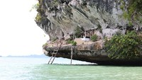 Pulau Ota berada di Teluk Berau, Distrik Mbahamdandara, Kabupaten Fakfak, Papua Barat. Julukannya Pulau Putri. (dok Istimewa/Hari Suroto)