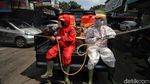 Sambut New Normal, Pasar Mobil Kemayoran Disemprot Disinfektan