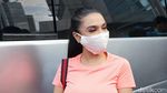 Tampil Kasual, Siva Aprilia Tetap Kece