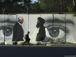 Afghanistan Setuju Bebaskan 400 Tahanan Taliban