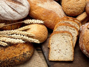 Roti Gandum Lebih Sehat dari Roti Tawar Putih, Ini Cara Pilihnya