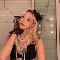 Hal tersebut membuat So Young diejek dan menjadi bahan olok-olokan oleh netizen Malaysia. Tak sedikit dari mereka memanggil So Young sebagai Babi yang paling cantik di dunia. Foto: Instagram @babi_fly