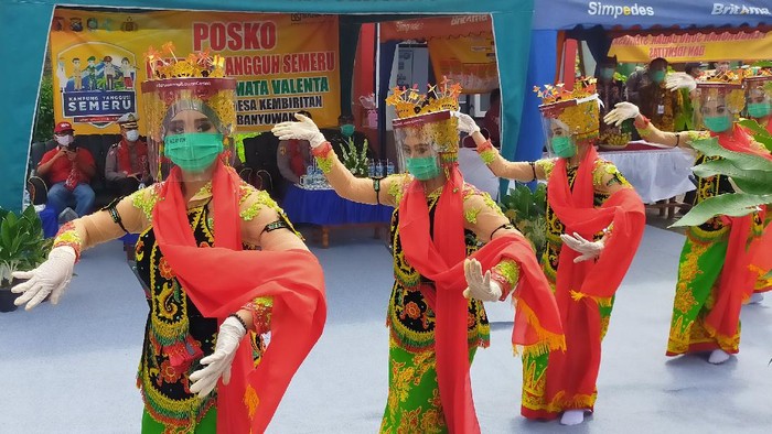 Banyuwangi Munculkan Penari Gandrung Pakai Masker dan Face Shield