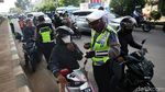 Check Point PSBB Kalimalang Masih Berlangsung