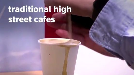 Coffee shop dalam kotak bekas telepon umum