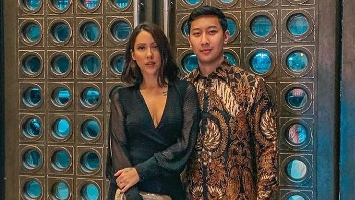 Darma Mangkuluhur Hutomo dan Patricia Schuldtz