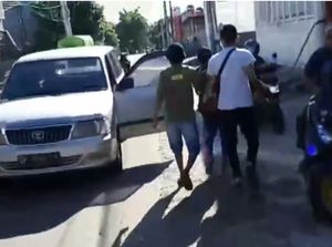 Detik-detik Polisi Tangkap 2 Remaja Pencuri Genset di Parepare