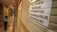 Sudut demi sudut Pasar Tanah Abang sepi bak kuburan.